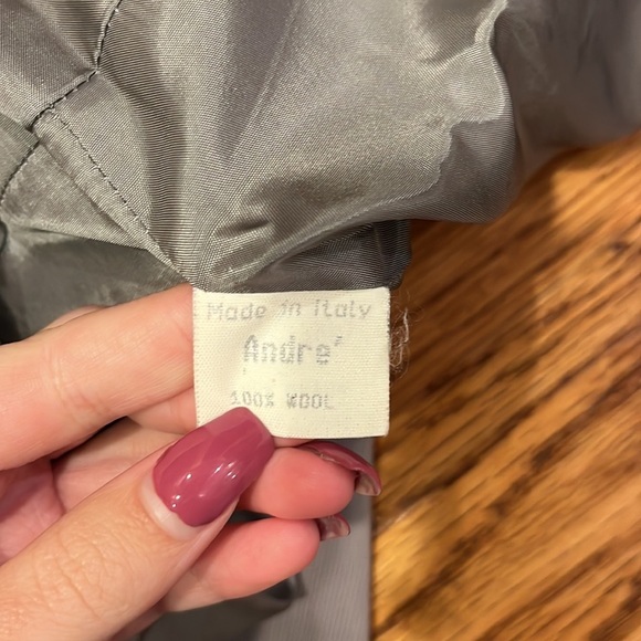 Barneys New York Woman’s Taupe Jacket Size 46/12 - Picture 6 of 6